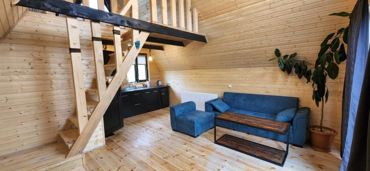 Kazbegi Compass Apartment Bagian luar foto
