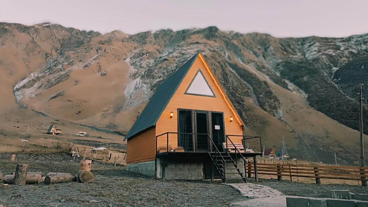 Kazbegi Compass Apartment Bagian luar foto