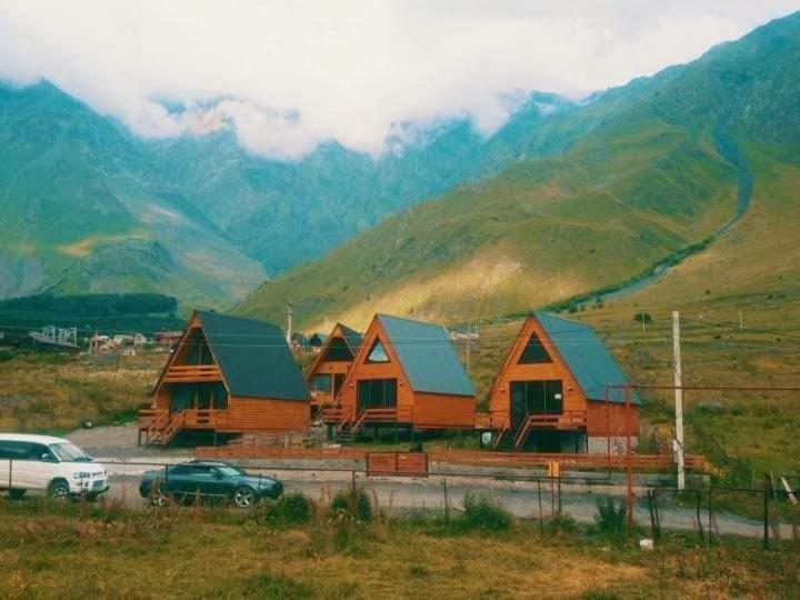 Kazbegi Compass Apartment Bagian luar foto