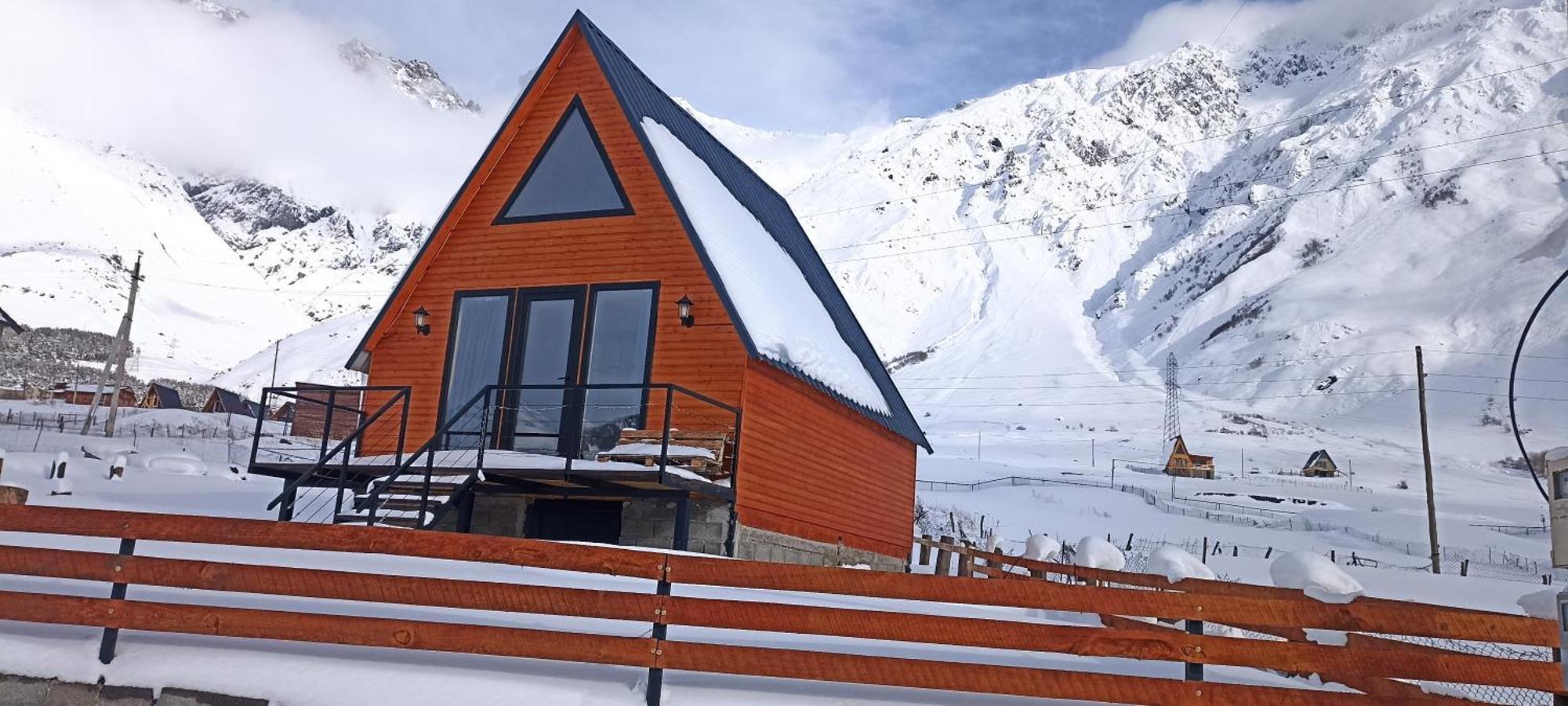 Kazbegi Compass Apartment Ruang foto